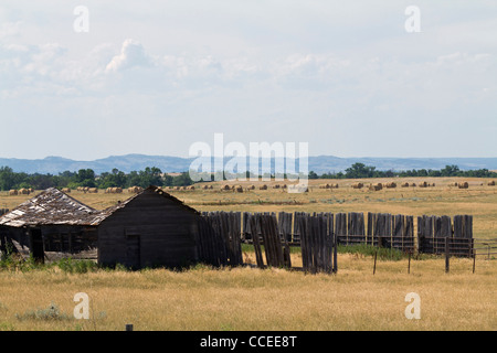 Pine Ridge Prairie tribù della riserva dei nativi americani Oglala Sioux Lakota South Dakota negli Stati Uniti prateria rurale degli Stati Uniti nessuno alta risoluzione orizzontale Foto Stock