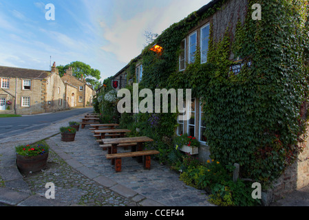 Red Lion Hotel Burnsall Wharfedale Yorkshire Regno Unito Foto Stock