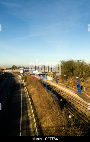 Vista aerea Chiltern linea stazione ferroviaria & Wendover bypassare un413 Bucks Foto Stock