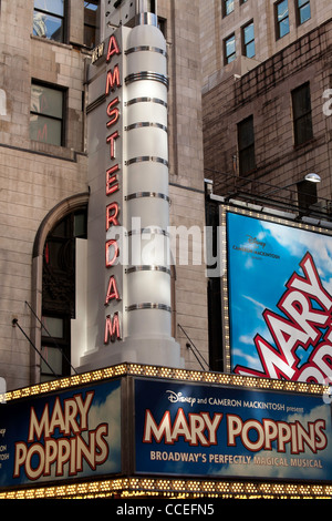 Mary Poppins teatro tendone, New Amsterdam Theater, Times Square, 42nd Street, NYC Foto Stock