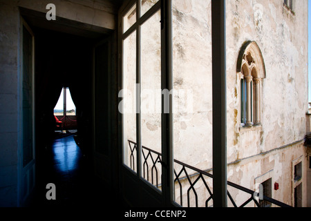 Il Castello di Donnafugata, situato in prossimità di Santa Croce Camerina, Ragusa, Sicilia, Italia, Europa Foto Stock