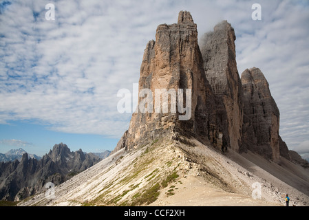 Viste delle Tre Cime di Lavaredo, italiani nelle alpi dolomitiche Foto Stock
