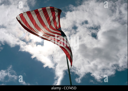 Bandiera americana nei giorni di vento Foto Stock