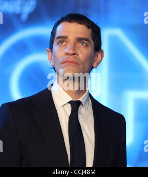 Dic. 11, 2010 - Hollywood, California, Stati Uniti - Dic 11, 2010 - Hollywood, California, Stati Uniti d'America - ATTORE JAMES FRAIN arrivando alla "Tron Legacy' Premiere Mondiale tenutasi presso l'El Capitan theater. (Credito Immagine: © Lisa O'Connor/ZUMAPRESS.com) Foto Stock