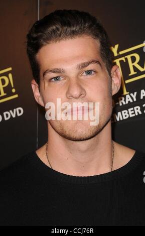 Dic. 14, 2010 - Hollywood, California, Stati Uniti DVD - lancio di Ã"Family Guy: ItÃ•s una trappola " SupperClub in Hollywood, CA 11/14/10 2010..GREG FINLEY.K66426JDI(Immagine di credito: © James Diddick/Globe foto/ZUMAPRESS.com) Foto Stock