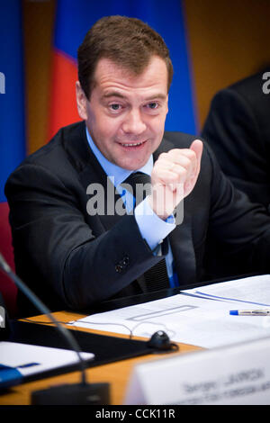 7 dicembre, 2010 - Bruxelles, BXL, Belgio - Presidente della Russia Dmitry Medvedev prima del vertice UE-Russia che si terrà a livello europeo la sede del Consiglio a Bruxelles, in Belgio il 2010-12-07 da Wiktor Dabkowski (credito Immagine: © Wiktor Dabkowski/ZUMAPRESS.com) Foto Stock