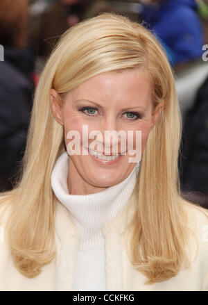 Nov. 25, 2010 - New York New York, Stati Uniti - SANDRA LEE assiste 84annuale di Macy's Thanksgiving Day Parade. (Credito Immagine: © Nancy Kaszerman/ZUMAPRESS.com) Foto Stock