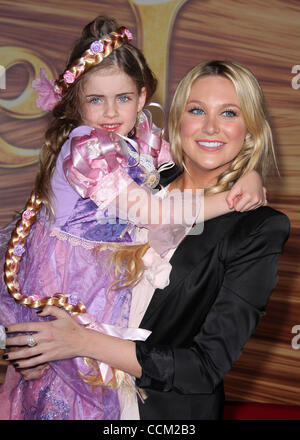 14 nov 2010 - Hollywood, California, Stati Uniti d'America - Attore STEPHANIE Pratt arriva al 'aggrovigliato' Premiere Mondiale tenutasi presso l'El Capitan theater. (Credito Immagine: © Lisa O'Connor/ZUMApress.com) Foto Stock