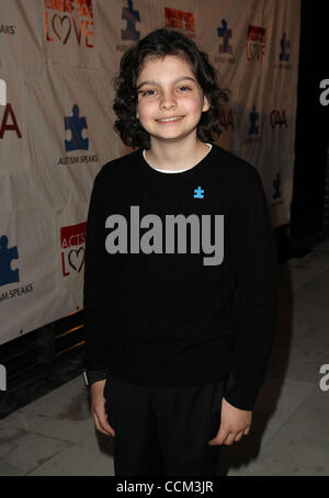 MAX BURKHOLDER arriva per l'ottava edizione del "atti di amore per il supporto di autismo consapevolezza a AAC. (Credito Immagine: © Lisa O'Connor/ZUMApress.com) Foto Stock