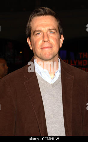 28 ottobre 2010 - Hollywood, California, Stati Uniti - ED HELMS.''Due Data " Los Angeles Premiere .Grauman's Chinese Theatre di Los Angeles, CA 10 a 28-2010. 2010.I14986PR.(Immagine di credito: © Phil Roach/Globe foto/ZUMApress.com) Foto Stock