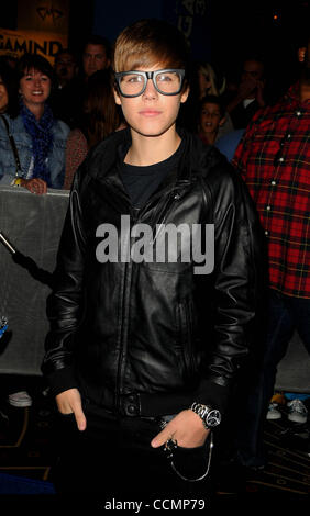 Ottobre 29, 2010 - Los Angeles, California, Stati Uniti - Justin Bieber frequentando il Los Angeles Premiere di ''MEGAMIND'' tenuto presso il Grauman's Chinese Theatre in Hollywood, la California il Ottobre 30,2010. 2010.K66682lunga(Immagine di credito: Â© D. lunga/Globe foto/ZUMApress.com) Foto Stock