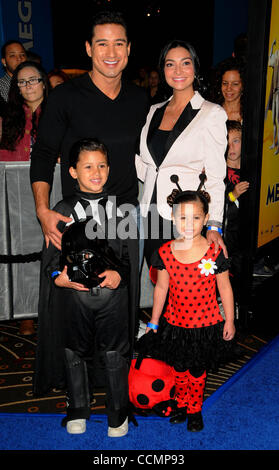 Ottobre 29, 2010 - Los Angeles, California, Stati Uniti - Mario Lopez frequentando il Los Angeles Premiere di ''MEGAMIND'' tenuto presso il Grauman's Chinese Theatre in Hollywood, la California il Ottobre 30,2010. 2010.K66682lunga(Immagine di credito: Â© D. lunga/Globe foto/ZUMApress.com) Foto Stock