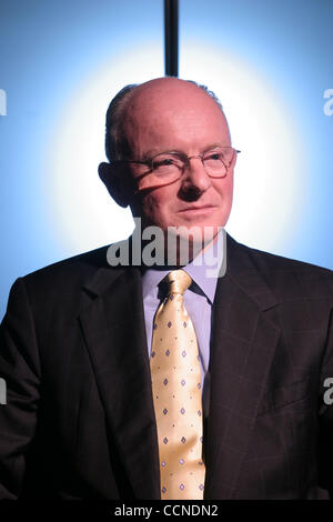 Il Sep 23, 2004 - San Ramon, California, Stati Uniti d'America - ChevronTexaco Corporation chairman e CEO DAVID J. o'reilly fotografato presso gli uffici della Società San Ramon. (Credito Immagine: © Martin Klimek/ZUMA Press) Foto Stock