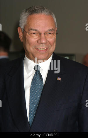 Il Sep 23, 2004; New York, NY, STATI UNITI D'AMERICA; il Segretario di Stato Colin Powell in occasione di una riunione durante la 59a sessione dell'Assemblea generale delle Nazioni Unite tenutasi presso la sede delle Nazioni Unite a New York. Foto Stock