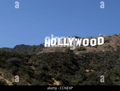Oct 03, 2004; Los Angeles, CA, Stati Uniti d'America; la famigerata Hollywood Sign. Foto Stock