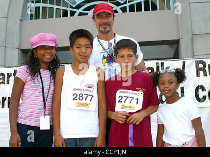 Ottobre 12, 2003 - Hollywood, California, Stati Uniti - Mi8053CHW.7TH Annuale cuore di Hollywood RUN/A PIEDI .Downtown Los Angeles, CA .10/12/2003 . / 2003.AREE DAVIS(Immagine di credito: Â© Clinton Wallace/Globe foto/ZUMAPRESS.com) Foto Stock