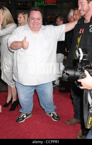 Ottobre 13, 2010 - Los Angeles, California, USA - Oct 13, 2010 - Los Angeles, California, Stati Uniti d'America - Attore PRESTON LACY a "Jackass 3D' Los Angeles Premiere detenute a Grauman's Chinese Theater di Hollywood. (Credito Immagine: © Paul Fenton/ZUMApress.com) Foto Stock