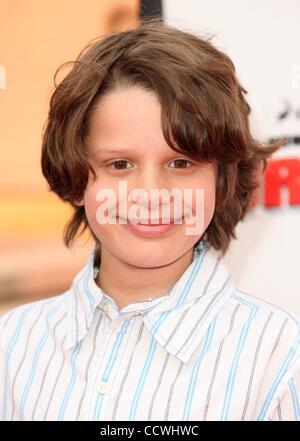 Mar 21, 2010 - CITTÀ UNIVERSALE, California, Stati Uniti d'America - Attore Bobby Coleman che arrivano al 'Come Allenare Il Tuo Drago' Los Angeles Premiere detenute al Amphitheatre di Gibson. (Credito Immagine: Â© Lisa O'Connor/ZUMA Press) Foto Stock