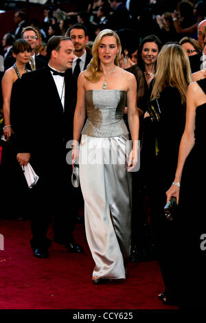 Mar 07, 2010 - Hollywood, California, Stati Uniti - Kate Winslet.ottantaduesima annuale di Academy Awards - Gli Oscar.Kodak Theatre.Hollywood, ca.7 Marzo 2010.Â© .K64869RHARV(Immagine di credito: Â© Roger Harvey/Globe foto/ZUMApress.com) Foto Stock