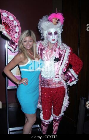 15 maggio 2010 - Hollywood, California, Stati Uniti - La Playmate Playboy katie vernola (miss giugno).2010 fa la sua comparsa nella parte anteriore della perla al Palms Teatro all'interno del Palms Resort & amp, Las Vegas , Nevada 05-15-2010. 2010.K64838EG(Immagine di credito: Â© Ed Geller/Globe foto/ZUMApress.com) Foto Stock