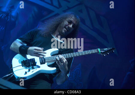Il tedesco heavy metal band Gamma Ray live a Mosca. Foto Stock