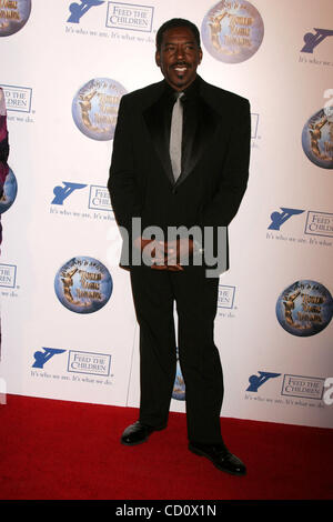 11 ott. 2008 - Hollywood, California, Stati Uniti - Ho13815CHW.Il 2008 WORLD MAGIC AWARDS .BARKER HANGAR, Santa Monica, CA .10/11/08.Ernie Hudson (credito Immagine: Â© Clinton Wallace/Globe foto/ZUMAPRESS.com) Foto Stock