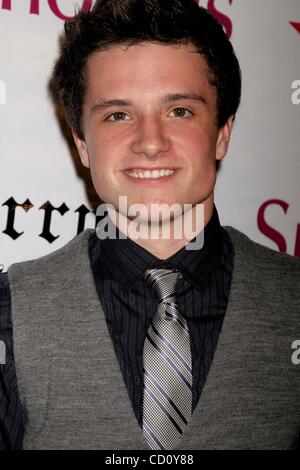 Nov. 12, 2008 - Hollywood, California, Stati Uniti - Mi1323CHW.SUPERMODELS UNLIMITED rivista ''HOLLYWOOD'S 100 più belle problema'' RELEASE PARTY ospitato da Haylie Duff .SOCIAL HOLLYWOOD , Los Angeles, CA .11/12/08.Josh Hutcherson (credito Immagine: Â© Clinton Wallace/Globe foto/ZUMAPRESS.com) Foto Stock