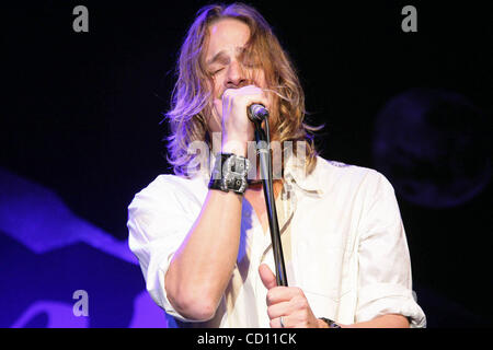 Nov. 16, 2008 - Hollywood, California, Stati Uniti - Mi1328CHW.IL PAT TILLMAN FOUNDATION BENEFICIO DOTATE DI ROBBY KRIEGER E AMICI .il canyon CLUB AGOURA hills , california 11-16-2008.BRETT lo scalogno delle porte (credito Immagine: Â© Clinton Wallace/Globe foto/ZUMAPRESS.com) Foto Stock