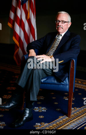 Bob Barr, 2008 il Partito libertario candidato presidenziale presso il National Press Club a Washington DC, il 25 giugno 2008. Foto Stock