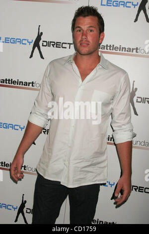 Luglio 17, 2008 - Hollywood, California, Stati Uniti - Ho13412CHW.MATT LEINART OSPITA LA 2ND annuale CELEBRITY BOWLING notte approfittando del MATT LEINART FOUNDATION .Lucky Strike Lanes, Hollywood, California 07-17-2008.DOUG REINHARDT (credito Immagine: Â© Clinton Wallace/Globe foto/ZUMAPRESS.com) Foto Stock