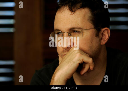 Novembre 14, 2008 San Diego, CA independent director Darren Aronofsky al Hard Rock Hotel in San Diego. Egli ha portato 'Il lottatore' per lo schermo che era un Festival del Cinema di Cannes vincitore. Esso sarà aperto a San Diego in gennaio. Laura Embry/San Diego Union-Tribune/Zuma Press, copyright 2007 San Foto Stock