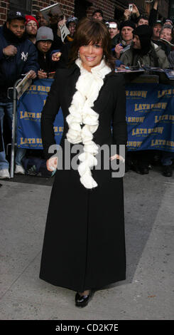 Mar 10, 2008 - New York New York, Stati Uniti - Gli ospiti di lasciare il Letterman Show.Ed Sullivan Theater 03-10-2008. 2008..PAULA ABDUL.K56513RM(Immagine di credito: Â© Rick Mackler/Globe foto/ZUMAPRESS.com) Foto Stock