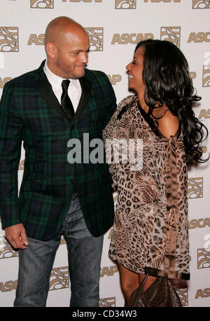 Il Apr 9, 2008 - Hollywood, California, Stati Uniti d'America - cantante MELANIE BROWN aka MEL B & marito Stephen BELAFONTE arrivando alla ASCAP Awards 2008 tenutosi presso il Teatro Kodak. (Credito Immagine: © Lisa O'Connor/ZUMA Press) Foto Stock