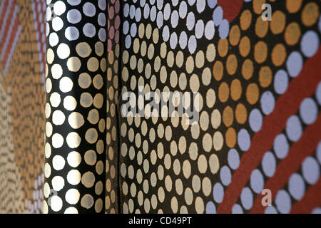 Settembre 17, 2008 - Alice Springs, Territorio del Nord, l'Australia - un muro dipinto da un artista aborigeno all'Araluen Arts Center di Alice Springs. (Credito Immagine: © Marianna giorno Massey/ZUMA Press) Foto Stock