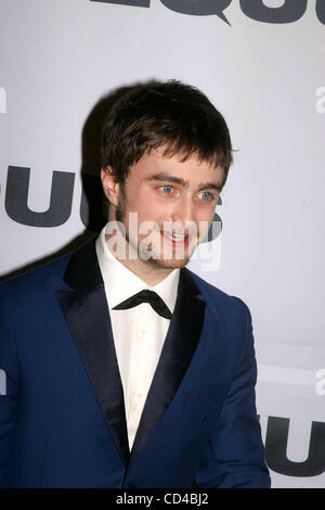 Sett. 25, 2008 - New York New York, Stati Uniti - DANIEL RADCLIFFE E COLLEGHI CASTMEMBERS celebrare l'apertura di Broadway di ''Equus''.Moli Chelsea 09-25-2008. 2008.Daniel Radcliffe .K59695RM(Immagine di credito: Â© Rick Mackler/Globe foto/ZUMAPRESS.com) Foto Stock