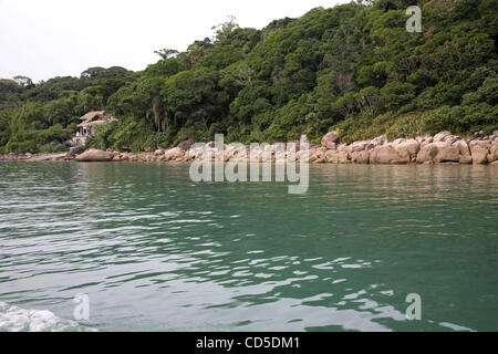 Apr 24, 2008 - Papagaio Island, Santa Catarina, Brasile - Ilha do Papagaio, "Parrot Island' Eco Resort in Santa Catarina, Brasile. (Credito Immagine: © Kayte Deioma/ZUMA Press) Foto Stock