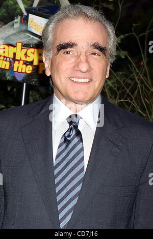 Sett. 27, 2004 - New York New York, Stati Uniti - K39671RM.NY PREMIERE di ''Shark favola'' PRESSO IL DELACORTE THEATER DI CENTRAL PARK, New York New York 09/27/2004. / 2004.MARTIN SCORSESE(Immagine di credito: Â© Rick Mackler/Globe foto/ZUMAPRESS.com) Foto Stock