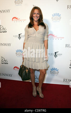 Jun 09, 2010 - Los Angeles, California, Stati Uniti - JULIA ANDERSON assiste pista Magazine estate 2010 Release Party a Drai's Hollywood. (Credito Immagine: © Mark Samala/ZUMApress.com) Foto Stock