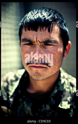 Jul 01, 2010 - Paktika, Afghanistan - esercito nazionale afghano Soldier 2. (Credito Immagine: © Bill Putnam/ZUMAPRESS.com) Foto Stock