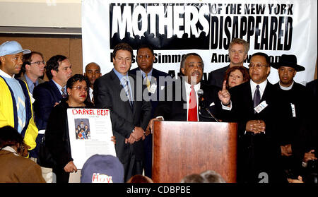 RUSSELL SIMMONS, Andrew Cuomo, Al Sharpton, Susan Sarandon, TIM ROBBINS E REV. Eseguire.K30508AR.''HIP HOP SUMMIT ACTION NETWORK''.LE MADRI PER IL NEW YORK scomparso annunciare oggi, .'' il conto alla rovescia per equità" Giugno 4, 2003 termine per l abrogazione della Rockefeller le leggi sulla droga. .Tenutosi PRESSO IL GRAND HYATT HOTE Foto Stock