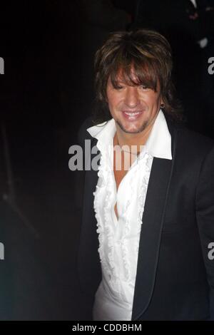 Il 1 gennaio, 2011 - New York New York, Stati Uniti - K292231.Clive Davis PRE-GRAMMY PARTY arrivi presso il Regent WALL STREET A NEW YORK New York 02/22/2003.Credit: / 2003.Richie Sambora(Immagine di credito: Â© Rick Mackler/Globe foto/ZUMAPRESS.com) Foto Stock