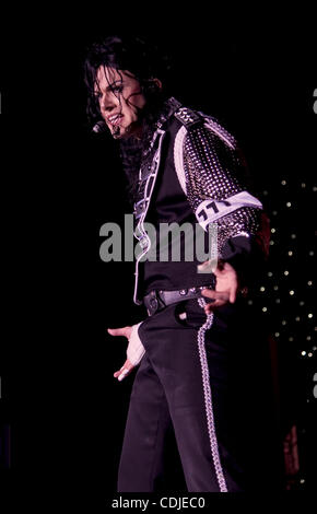 Feb 24, 2011 - Las Vegas, Nevada, Stati Uniti d'America - Michael Firestone esegue come Michael Jackson al ventesimo annuale Premi aspo, che riconoscono il talento e il conseguimento degli obiettivi nel campo della rappresentazione. Foto Stock