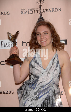 Febbraio 26, 2011 - Hollywood, California, Stati Uniti - Lena Dunham durante il 2011 Film Independent Spirit Awards tenutasi il 26 febbraio 2011, sulla spiaggia di Santa Monica, in California,.. 2011.K67695MGE(Immagine di credito: © Michael Germana Globo/foto/ZUMAPRESS.com) Foto Stock