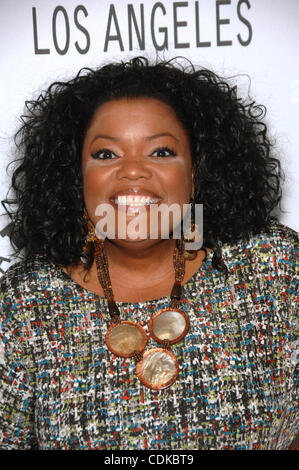 Mar 15, 2011 - Hollywood, California, Stati Uniti - Yvette Nicole Brown durante il Paley Centre for Media's PALEYFEST 2011 Manifestazione in onore di comunità, tenutosi presso il Teatro saban, il 15 marzo 2011, a Beverly Hills, la California.(Immagine di credito: Â© Michael Germana Globo/foto/ZUMAPRESS.com) Foto Stock