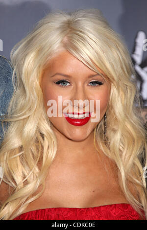 Mar 15, 2011 - Los Angeles, California, Stati Uniti - CHRISTINA AGUILERA arriva per la giuncata stampa della prossima mostra 'La voce " al LA Centre Studios. (Credito Immagine: © Lisa O'Connor/ZUMAPRESS.com) Foto Stock