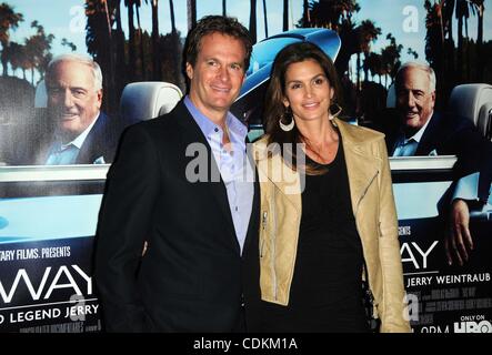 Mar 22, 2011 - Los Angeles, California, Stati Uniti - Cindy Crawford, Rande Gerber frequentando il documentario HBO ''il suo modo'" tenutasi presso Paramount Studios di Los Angeles, la California il 3/22/11. 2011(Immagine di credito: Â© D. lunga/Globe foto/ZUMAPRESS.com) Foto Stock