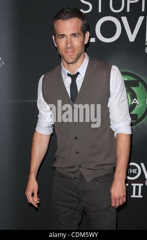 Mar 31, 2011 - Hollywood, California, Stati Uniti - Warner Brothers Foto CinemaCon 2011 Presentazione al Caesars Palacevin Las Vegas NV 3/31/11 2010..Ryan Reynolds(Immagine di credito: Â© Scott Kirkland/Globe foto/ZUMAPRESS.com) Foto Stock