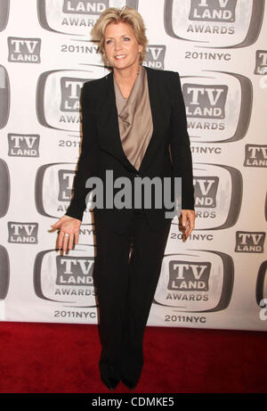 Apr. 10, 2011 - New York New York, Stati Uniti - Attrice MEREDITH BAXTER assiste il 2011 TV Land Awards tenutosi presso il Jacob Javits Center. (Credito Immagine: © Nancy Kaszerman/ZUMAPRESS.com) Foto Stock