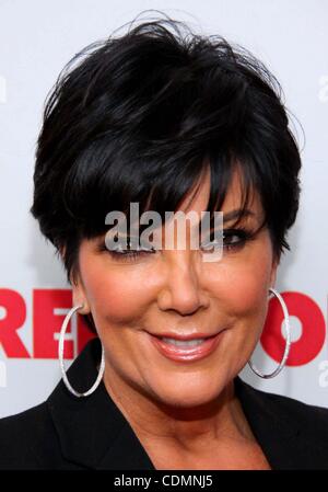 Apr. 11, 2011 - Los Angeles, California, Stati Uniti - Kris Jenner.RedBook celebra la Famiglia First-Ever problema con il Kardashians tenutasi al Sunset Tower Hotel,West Hollywood, CA. Aprile 11 - 2011.(Immagine di credito: Â© TLeopold/Globe foto/ZUMAPRESS.com) Foto Stock