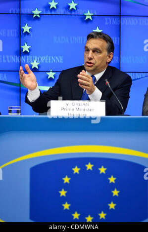 Apr. 14, 2011 - Bruxelles, BXL, Belgio - Ungheria il primo ministro Viktor Orban risolve una conferenza stampa presso il Consiglio europeo ha sede a Bruxelles in Belgio su 2011-04-14 da Wiktor Dabkowski (credito Immagine: © Wiktor Dabkowski/ZUMAPRESS.com) Foto Stock